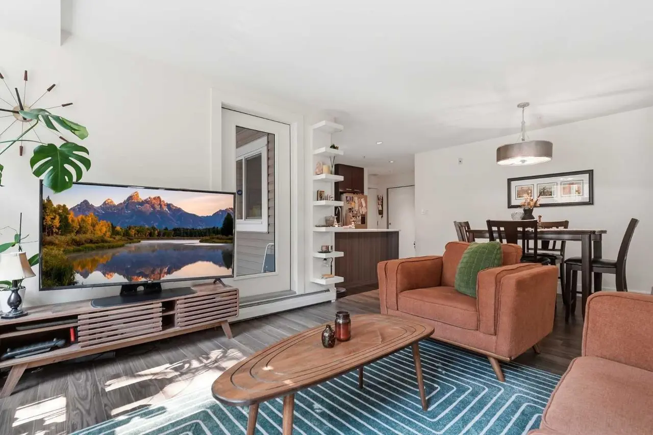 118, 510 Edmonton Trail NE
