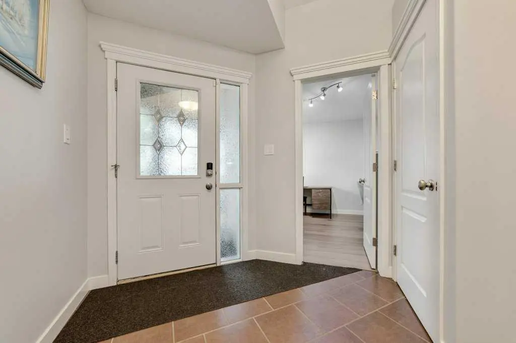 236 Southgate Boulevard S