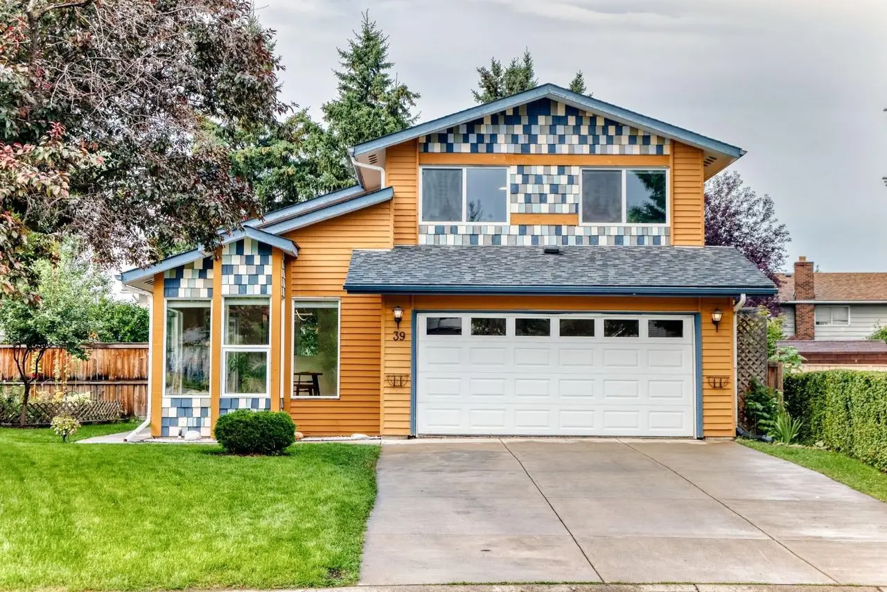 39 Woodfield Crescent SW