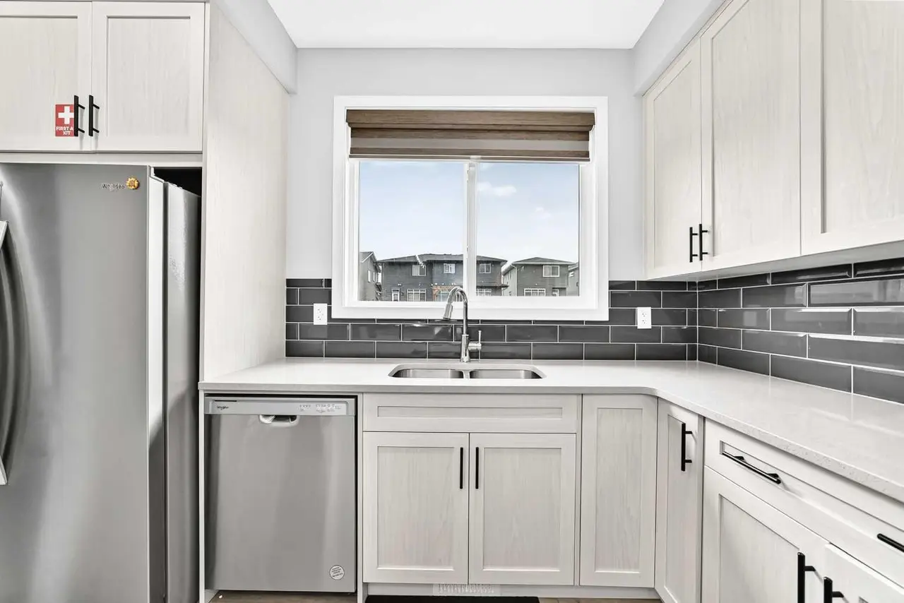 164 Langwell Common SE