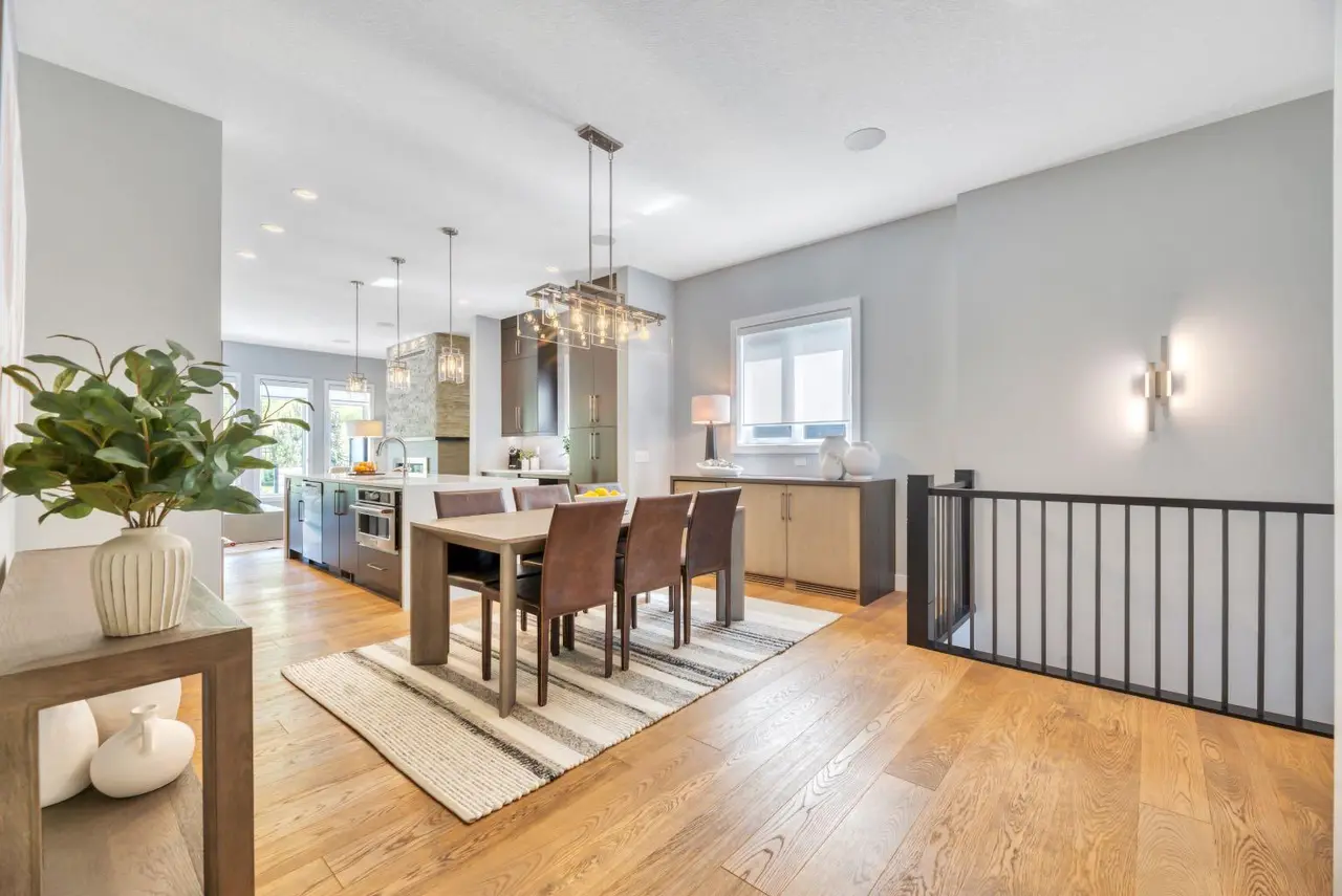 164 Cranbrook Drive SE