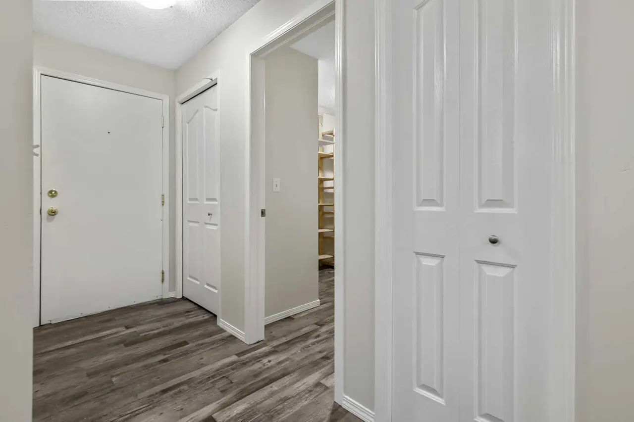 1211, 1211 Tuscarora Manor NW
