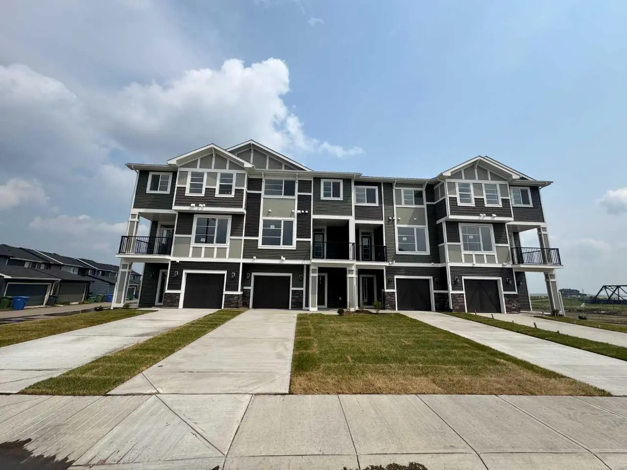 8 Waterford Glen 