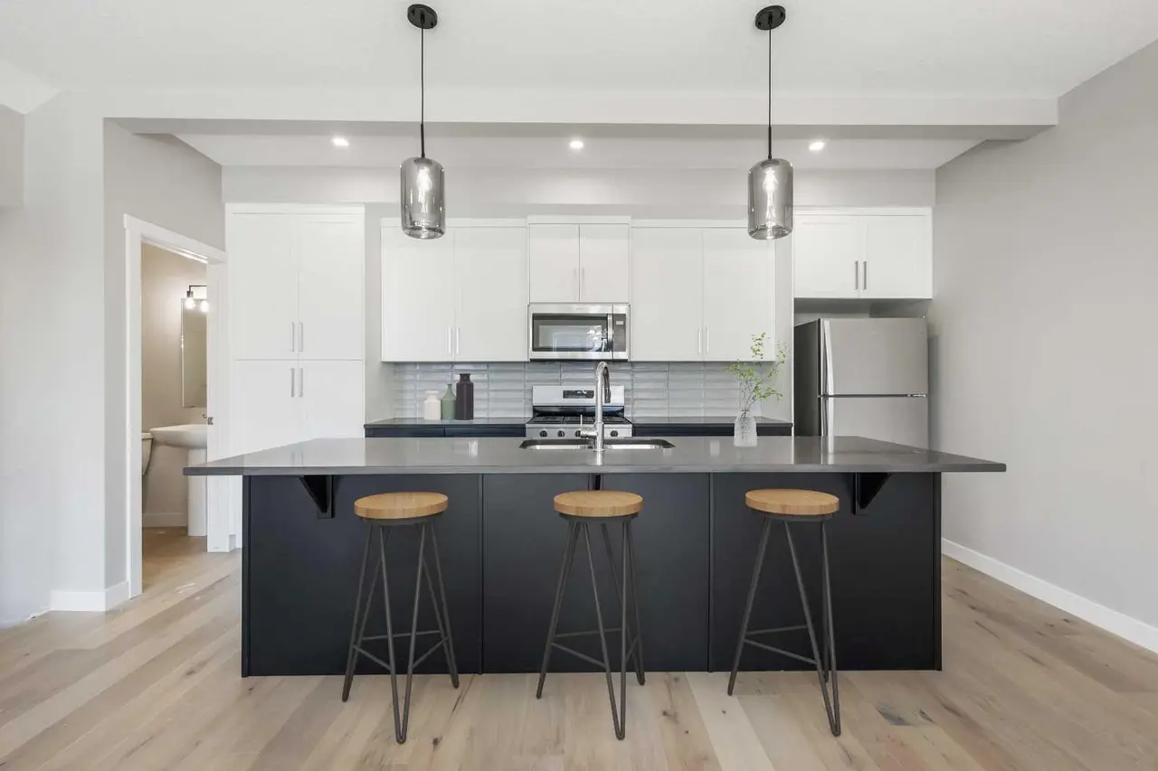 8 Waterford Glen 