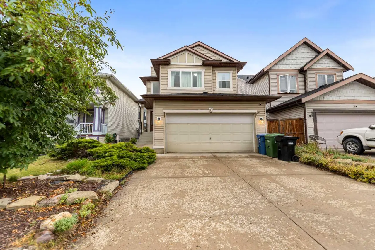 10 Evansmeade Manor NW