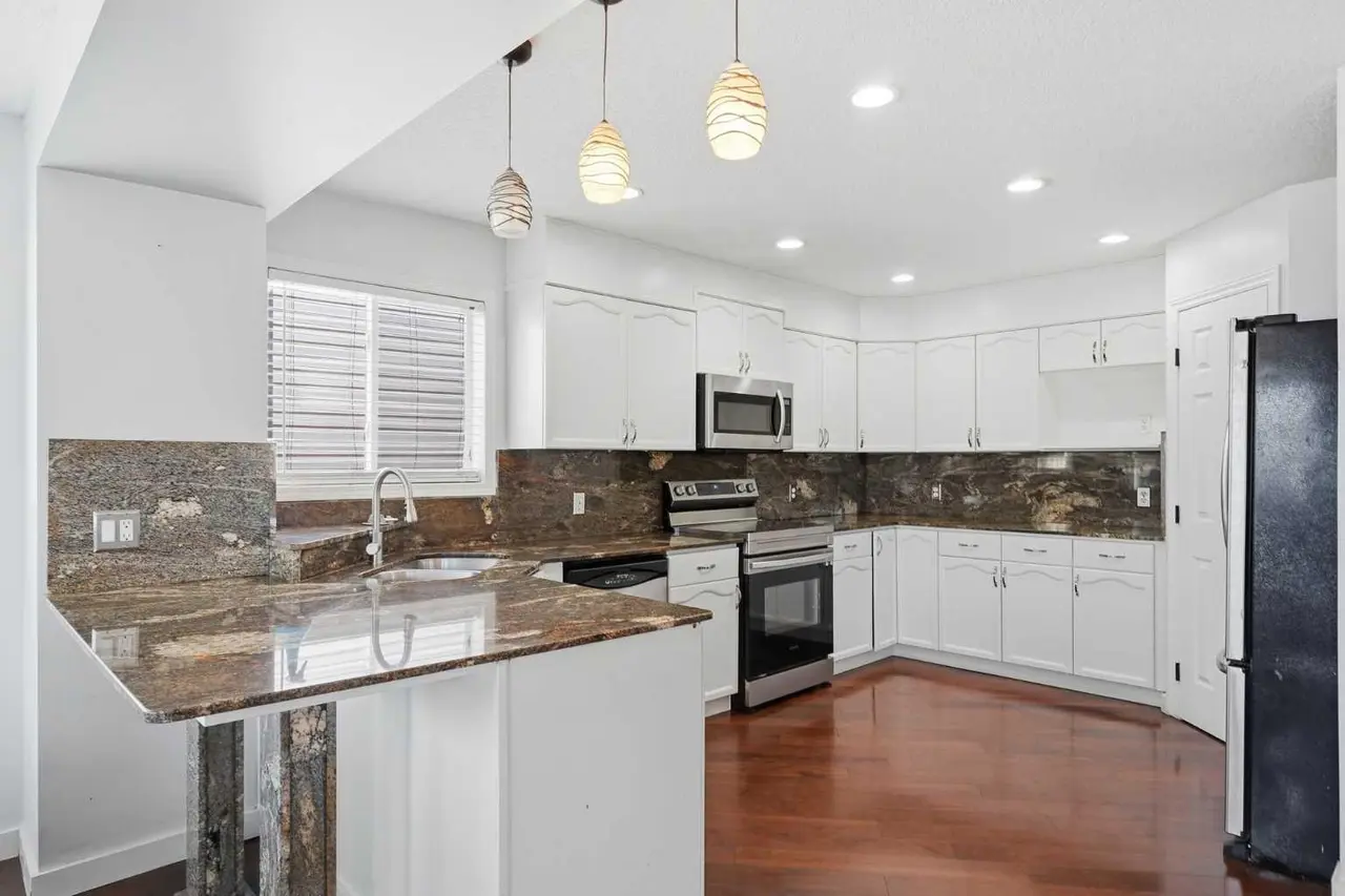 167 Harvest Glen Way NE