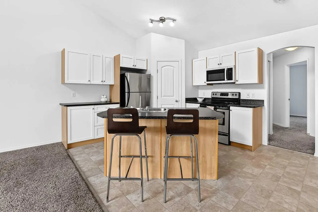 203, 70 Panatella Landing NW