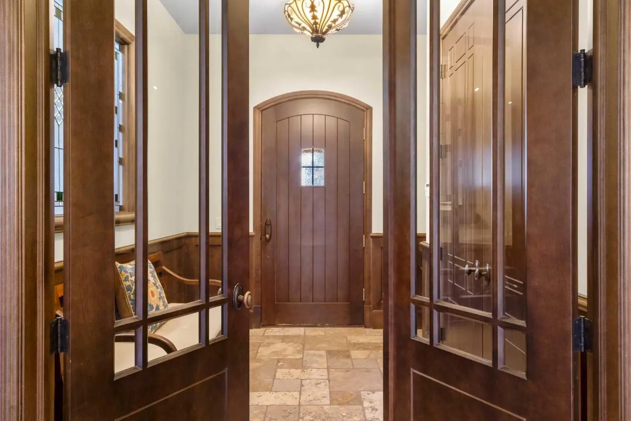 2905 Carleton Street SW