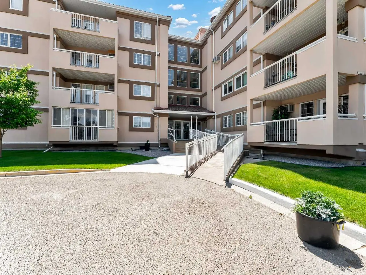 119, 22 Park Meadows Drive SE