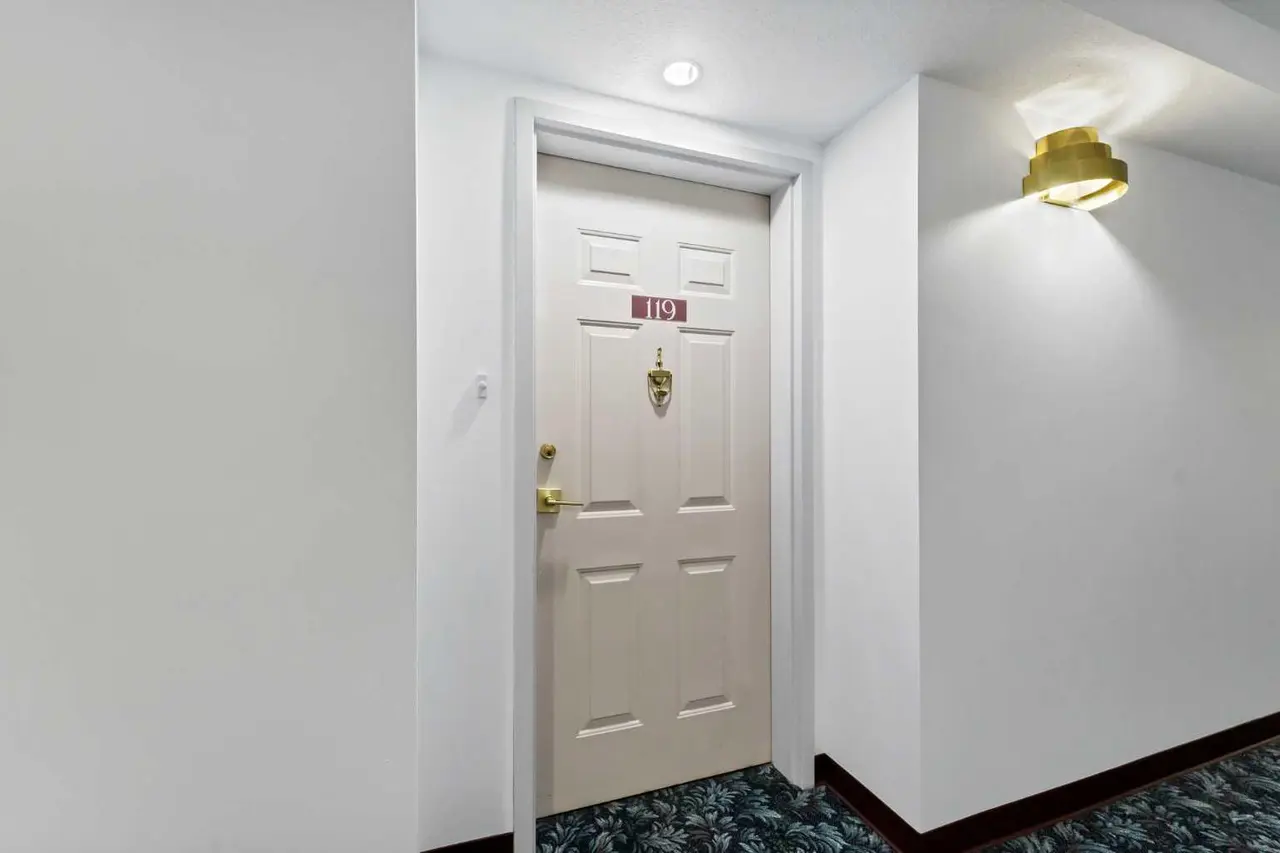 119, 22 Park Meadows Drive SE