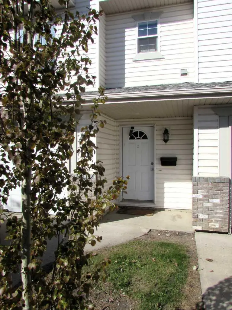 15 Kerry Wood Mews 