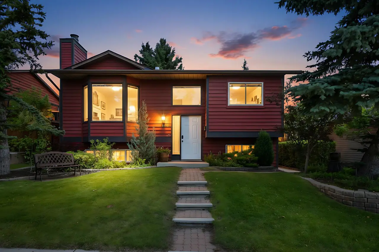 124 Macewan Drive NW