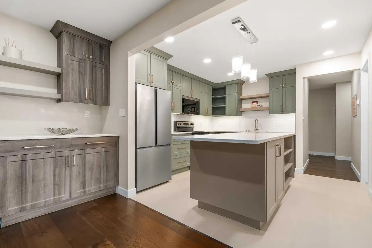 343, 1480 Southview Drive SE