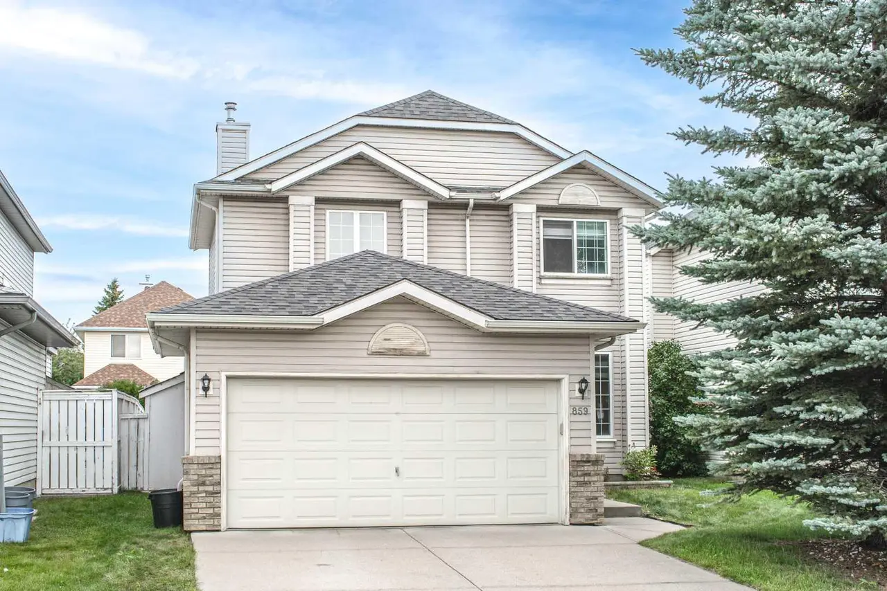 859 Harvest Hills Drive NE