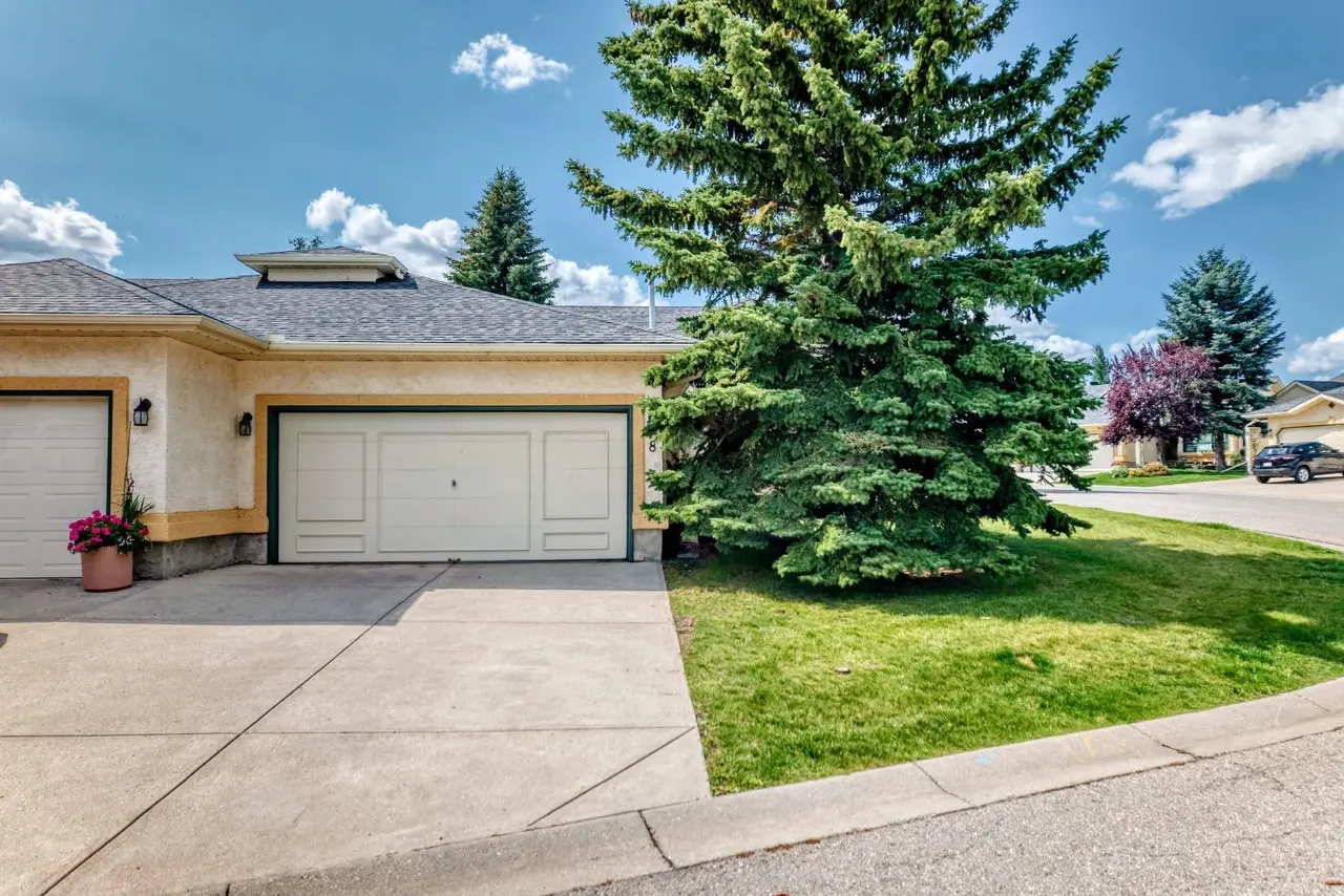 8 Sunlake Close SE