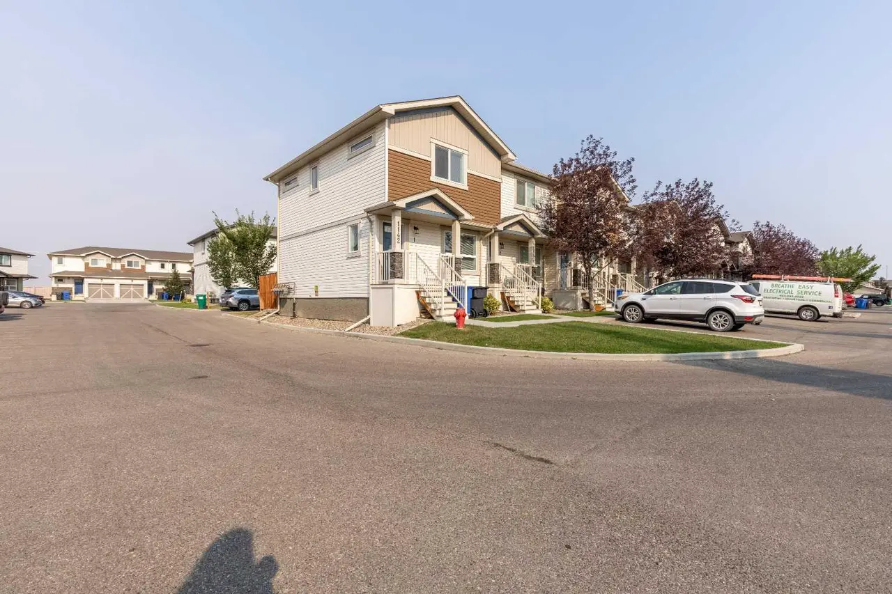 1, 1142 Keystone Road W