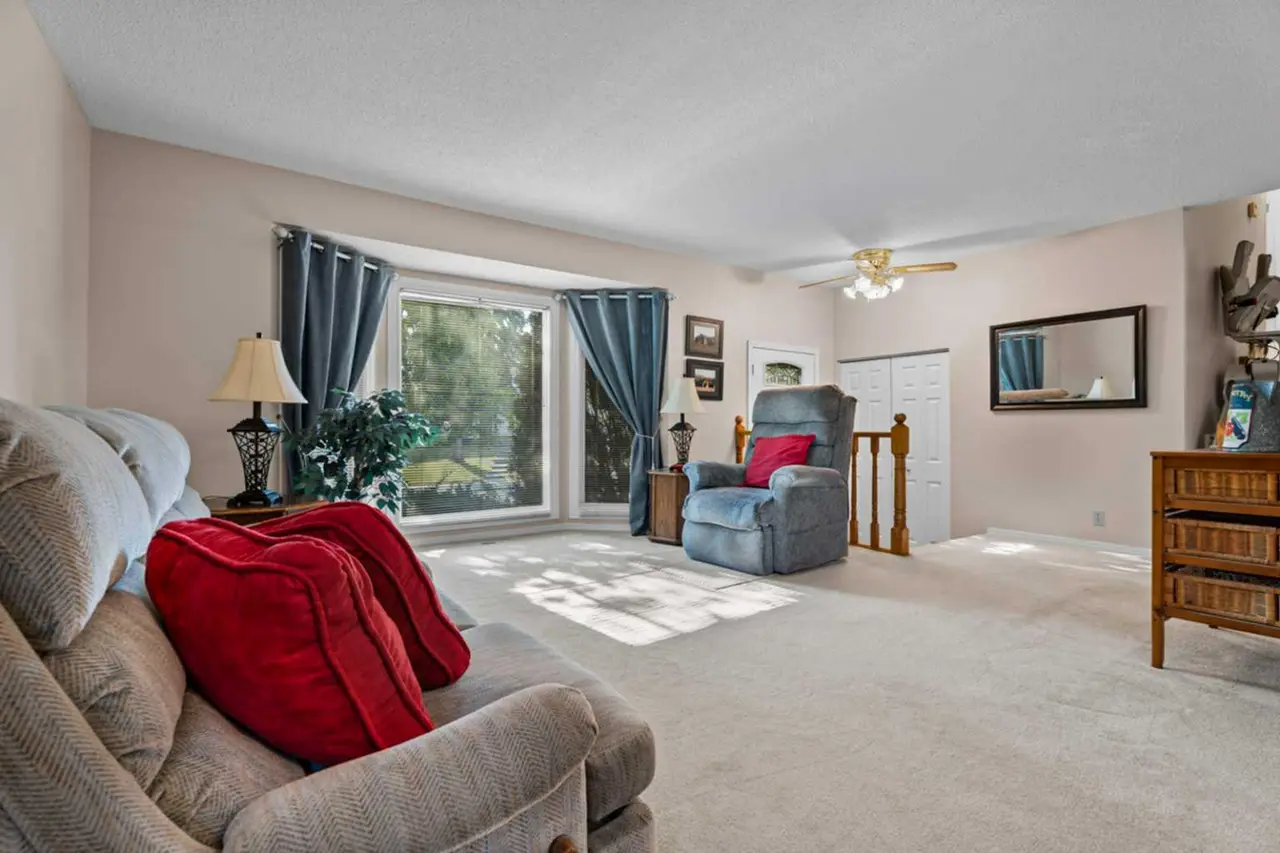 71 Templewood Road NE