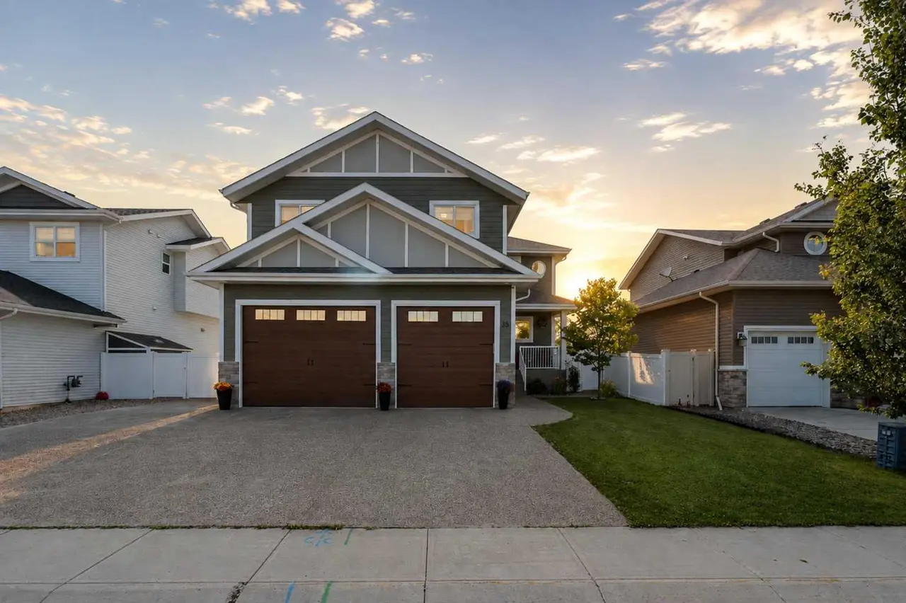 35 Erica Drive 