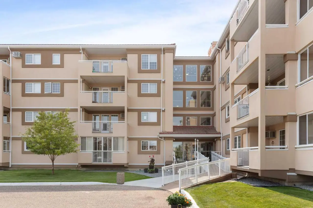 412, 22 Park Meadows Drive SE