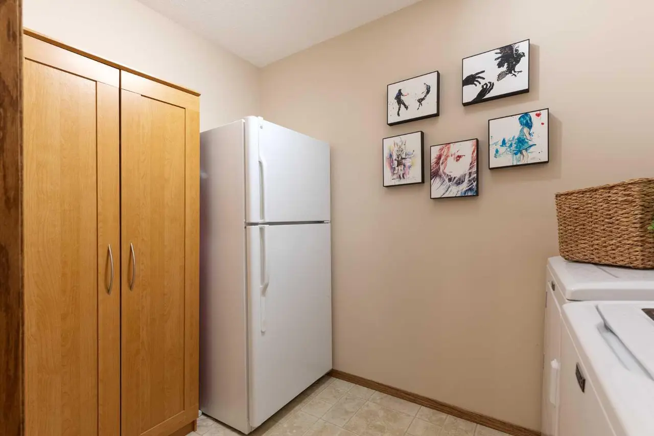 412, 22 Park Meadows Drive SE