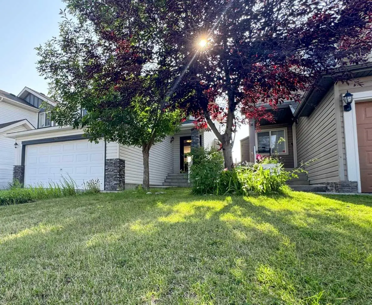 124 Everglen Way SW