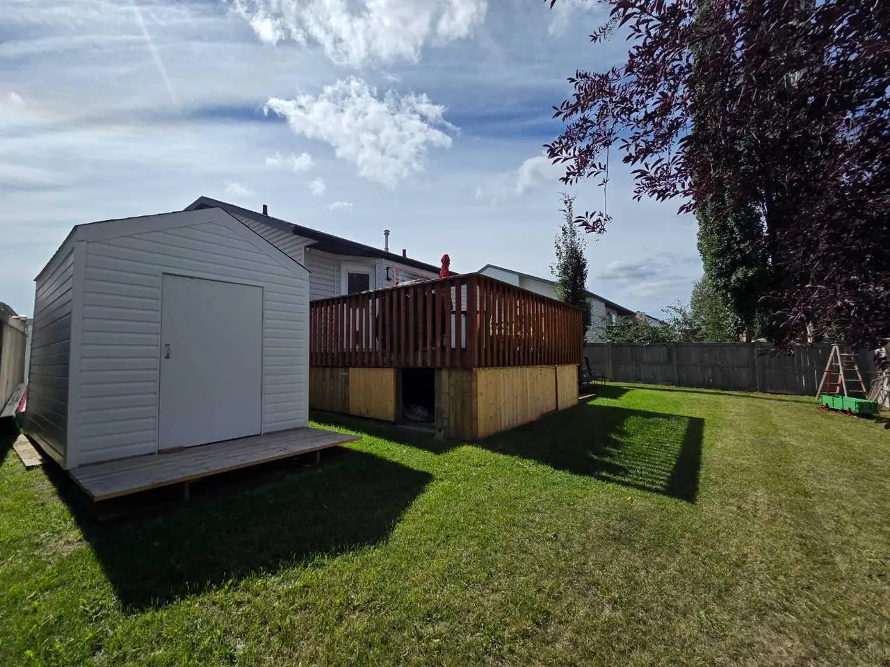 37 Pinnacle Crescent 