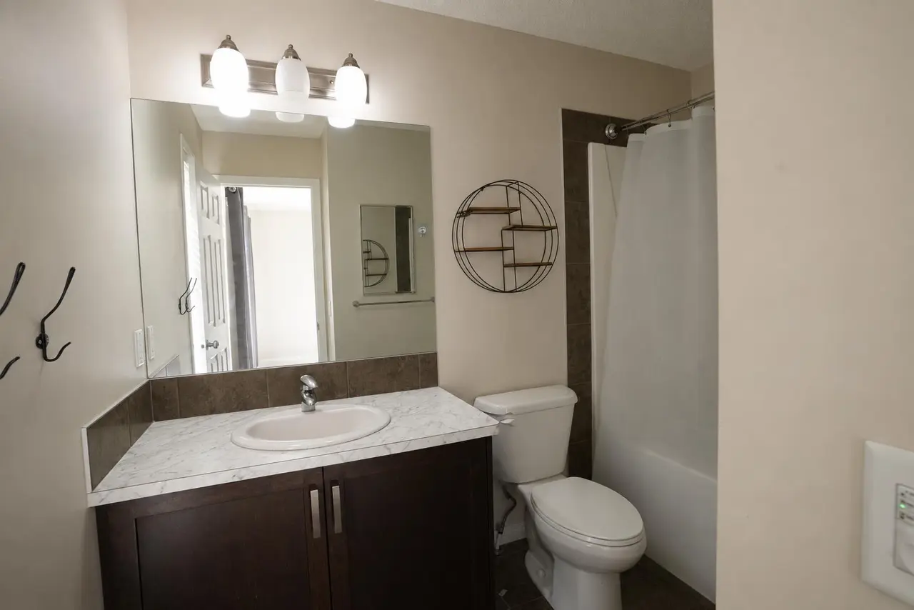 149 Walden Parade SE