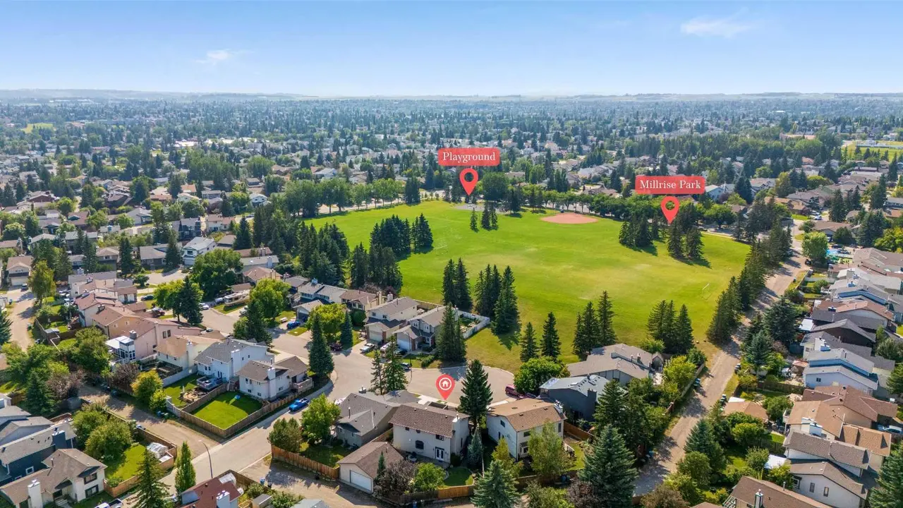 8 Millside Court SW