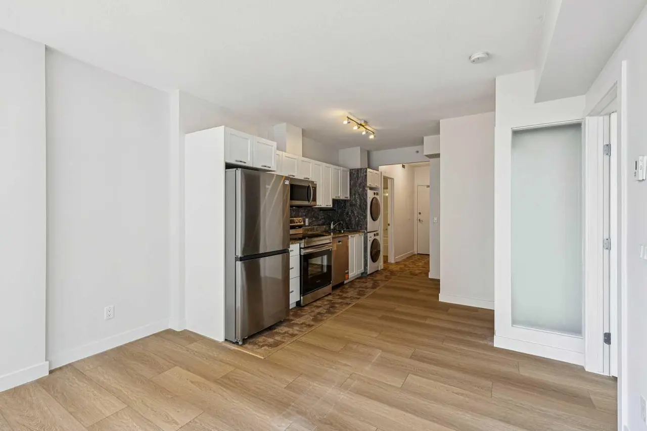 903, 3830 Brentwood Road NW