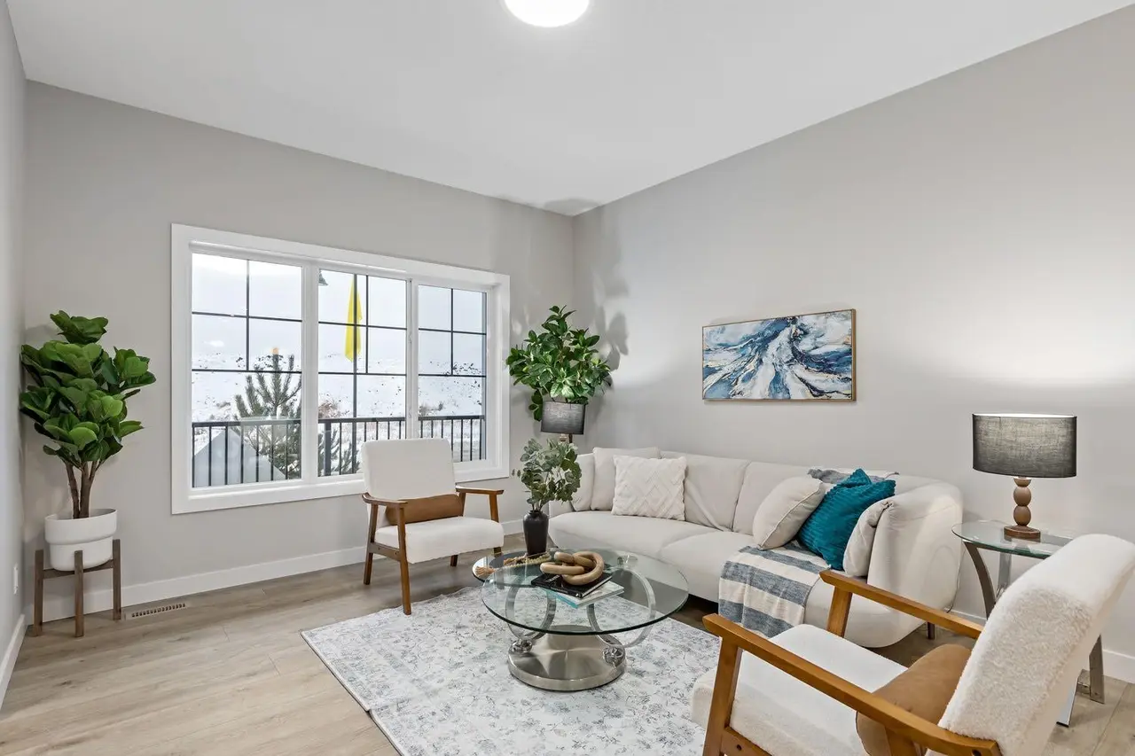 943 Legacy Circle SE