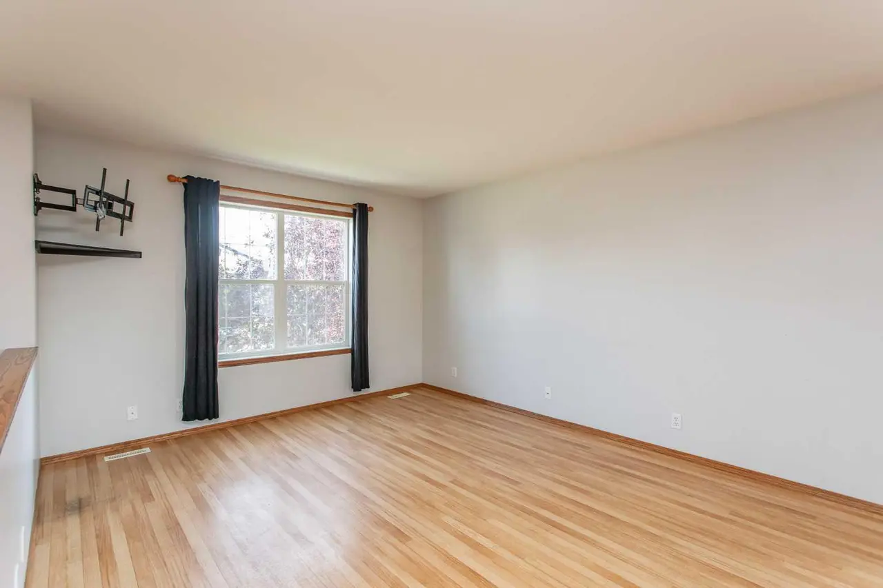 273 Kendrew Drive 