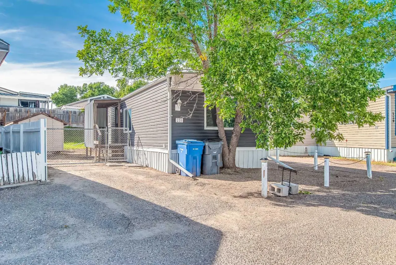 231 Fairchild Street SW