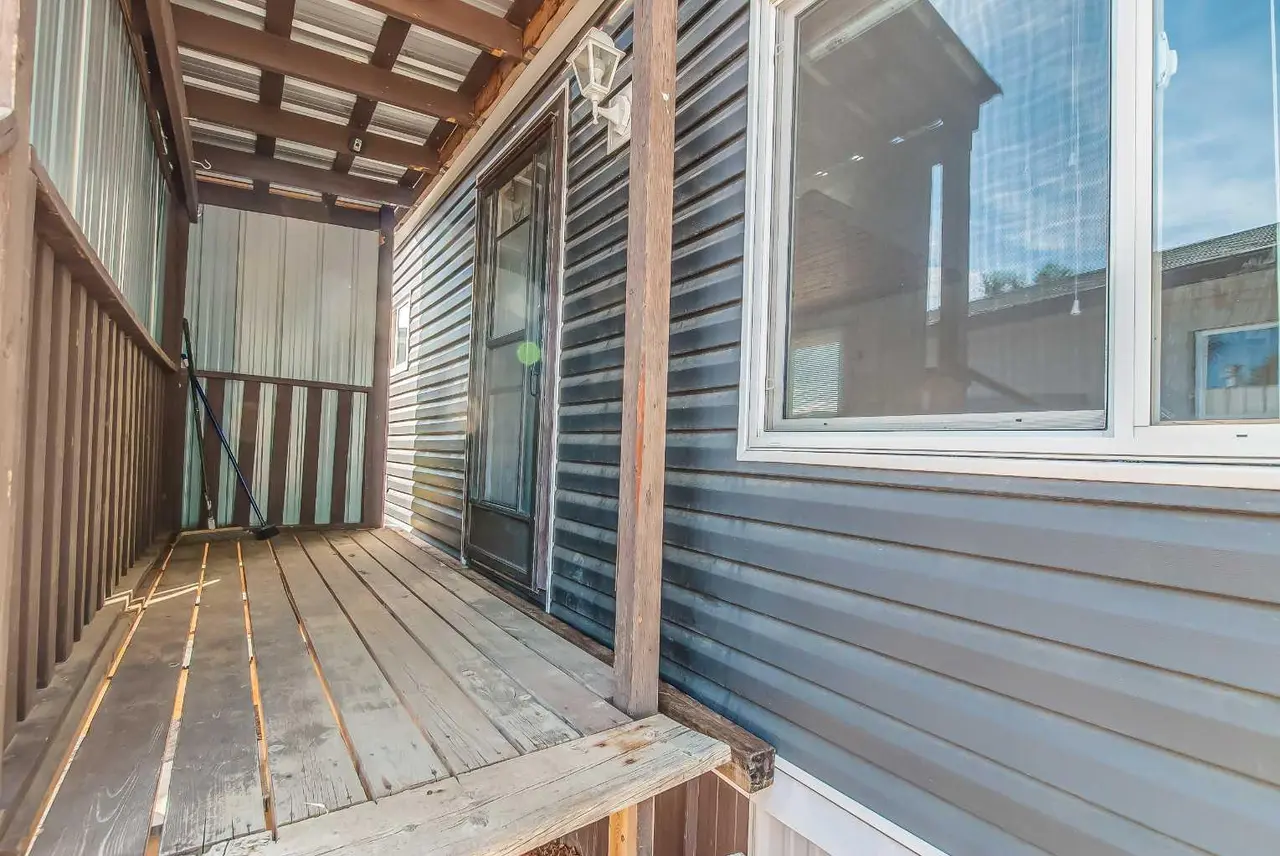 231 Fairchild Street SW