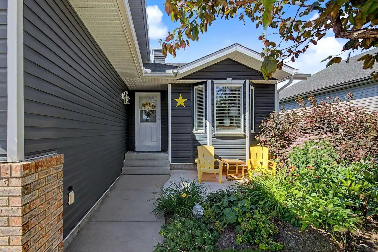 54 Edendale Crescent SE