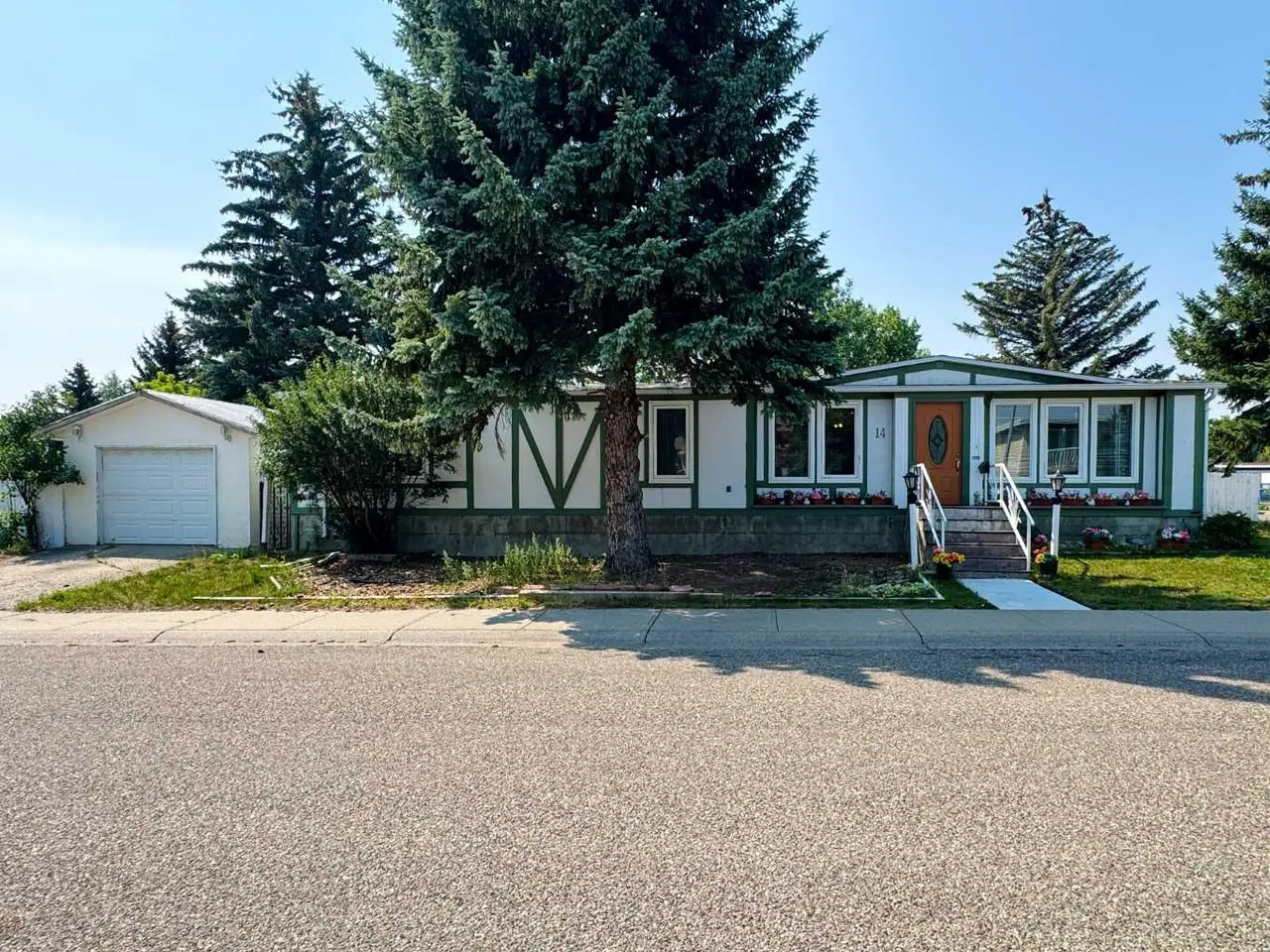 14 Dalhousie Court W