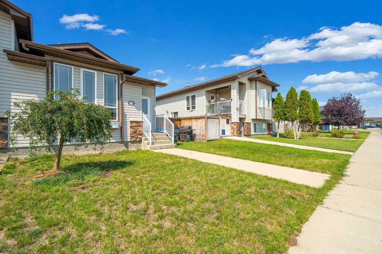 96 Northlands Crescent NE