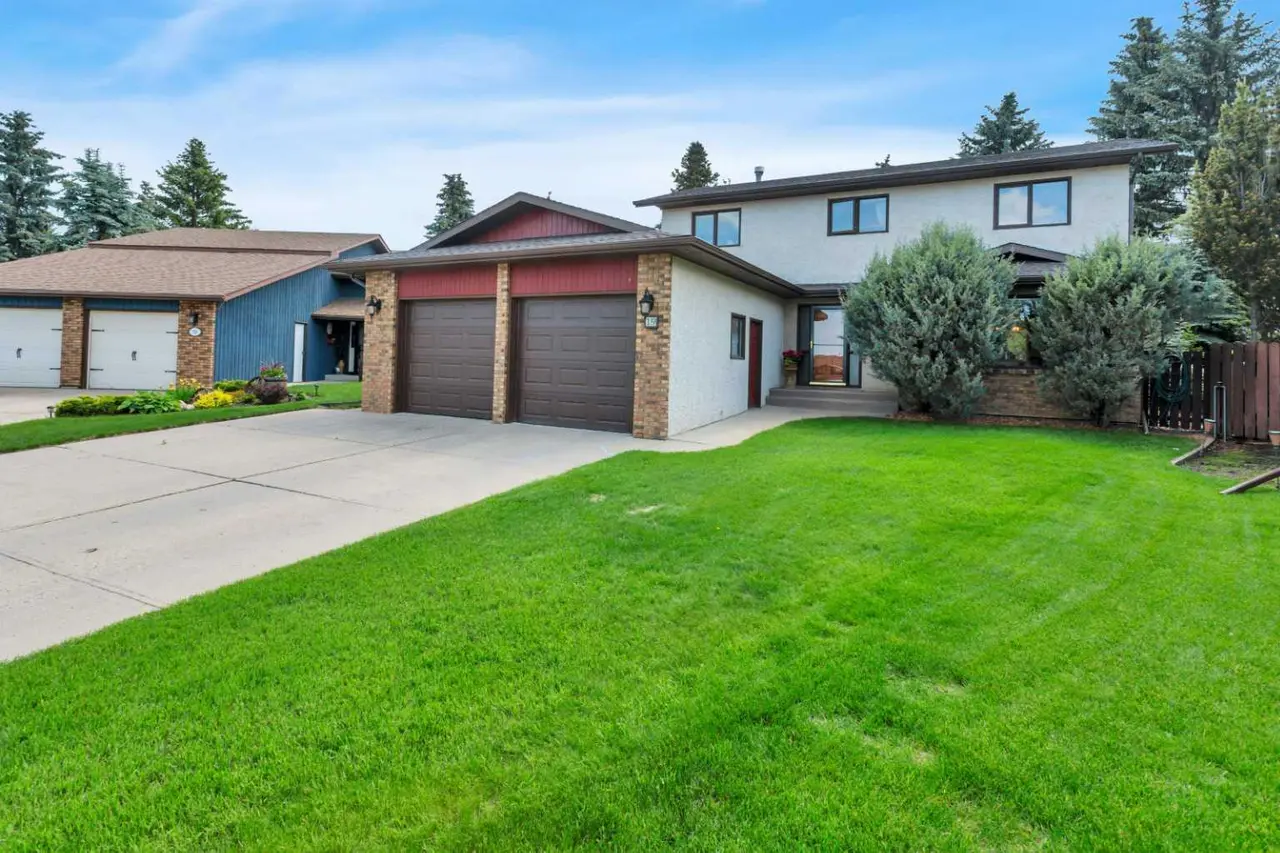 19 Mayberry Close 