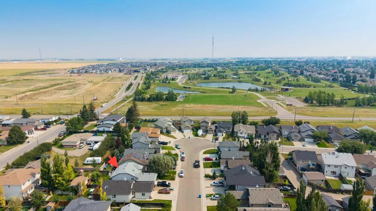 126 Dorothy Gentleman Cres N  