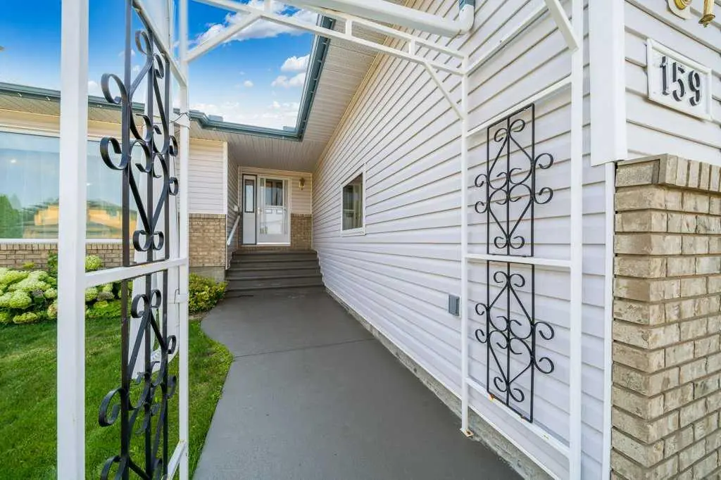 159 Shannon Drive SE