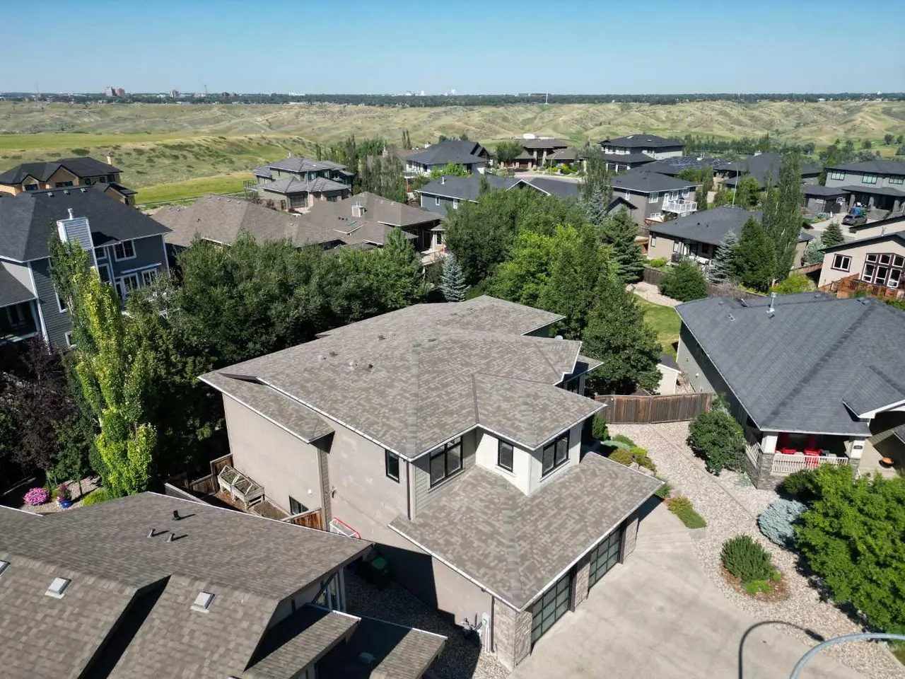 402 Stonecrest Terrace W