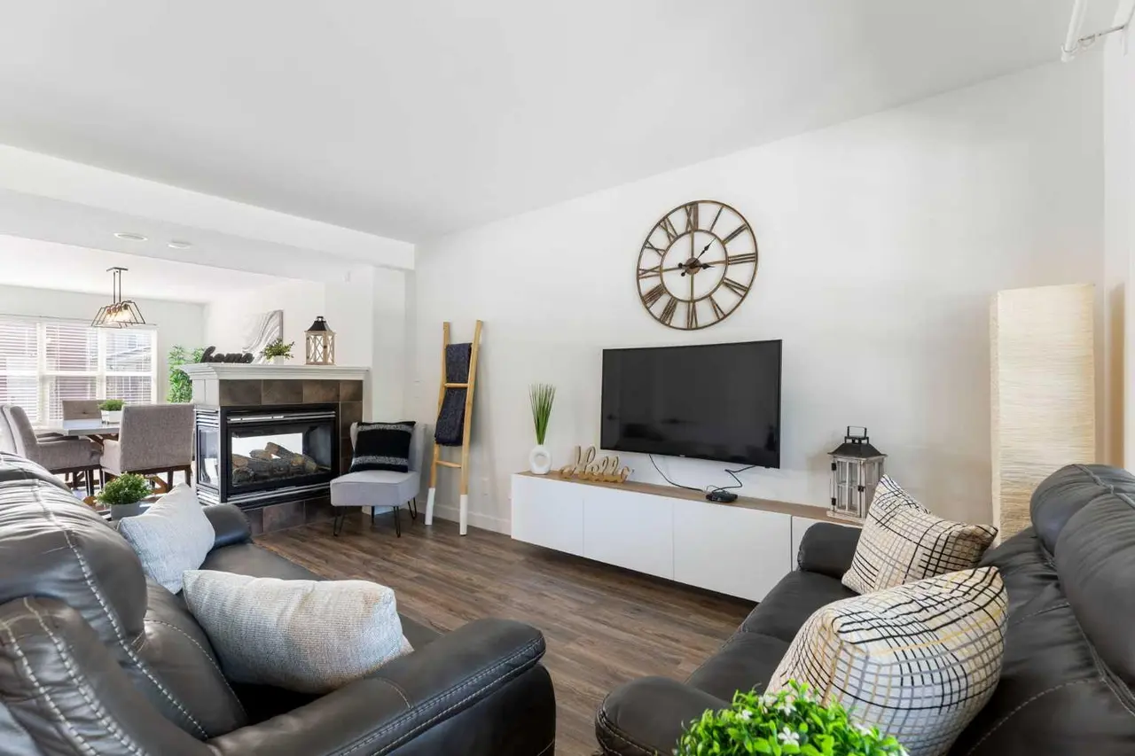 17 Auburn Bay View SE