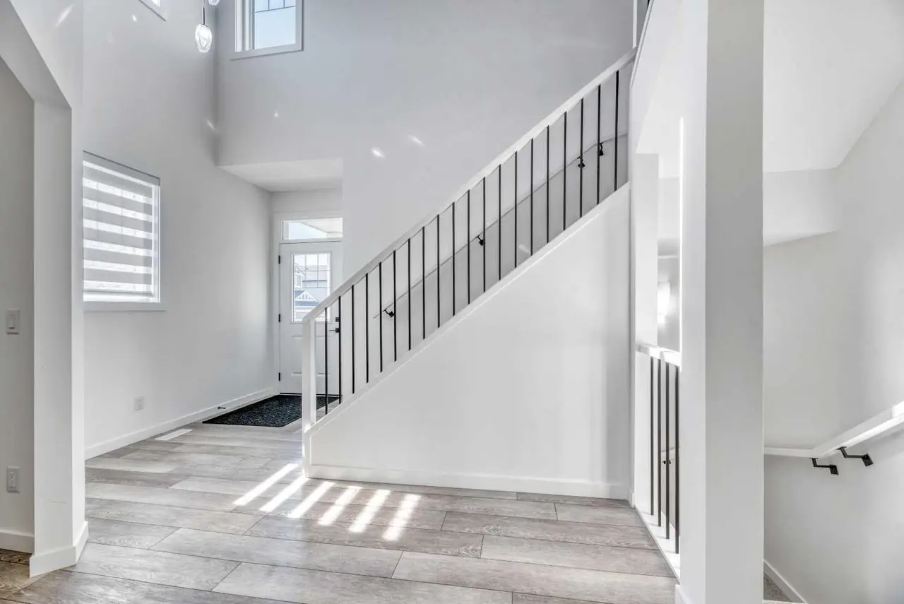 47 Legacy Glen Heights SE
