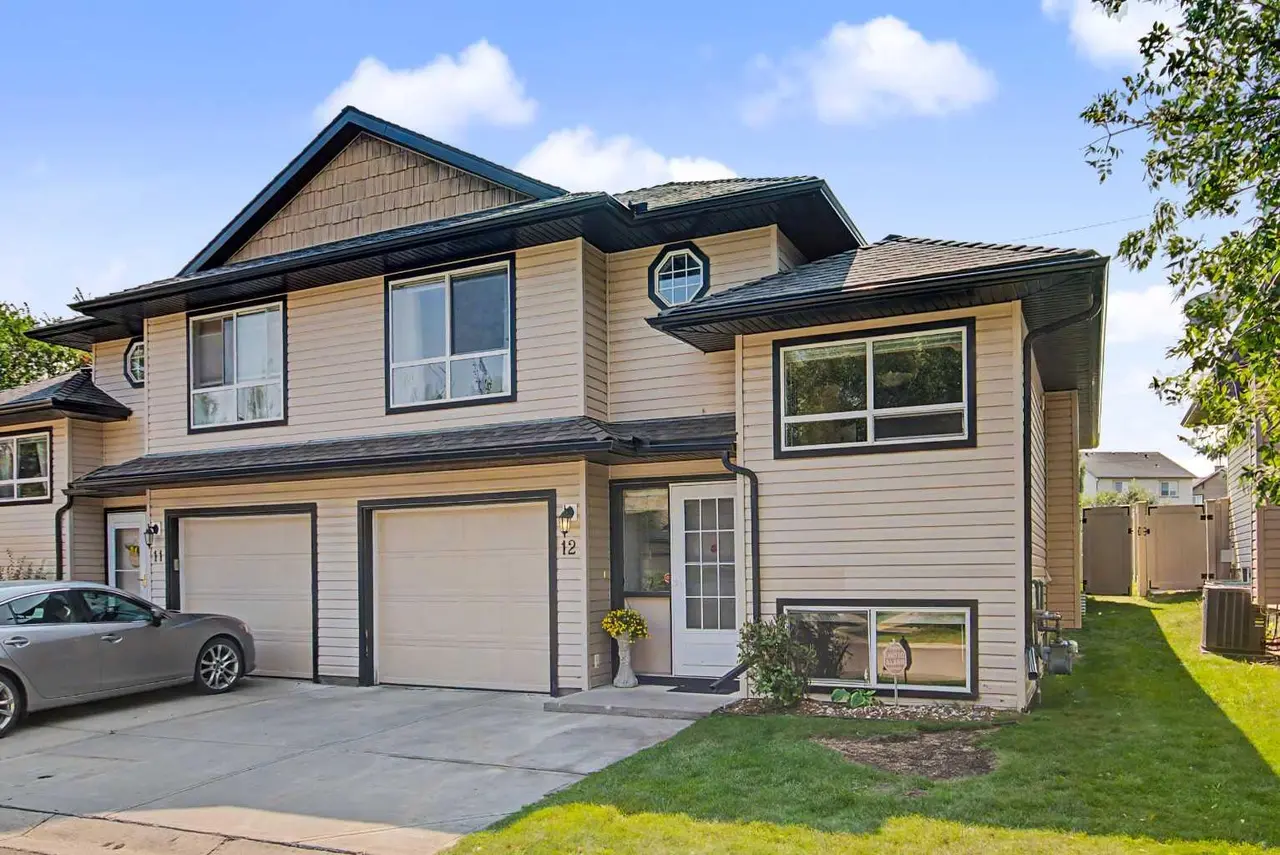 12, 103 Fairways Drive NW