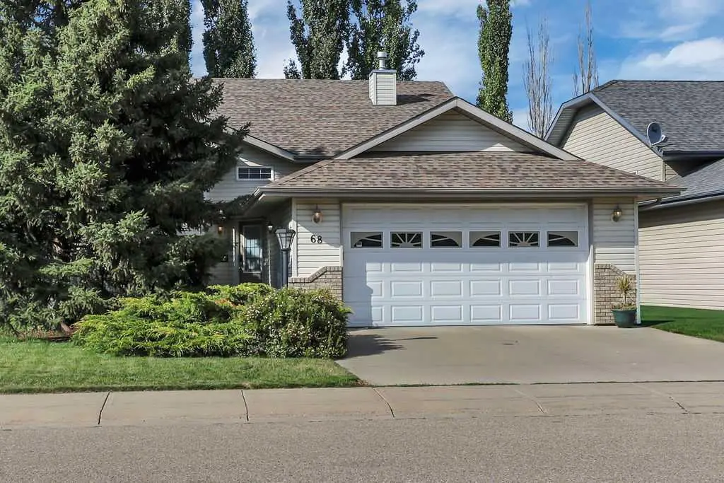68 Asmundsen Avenue 