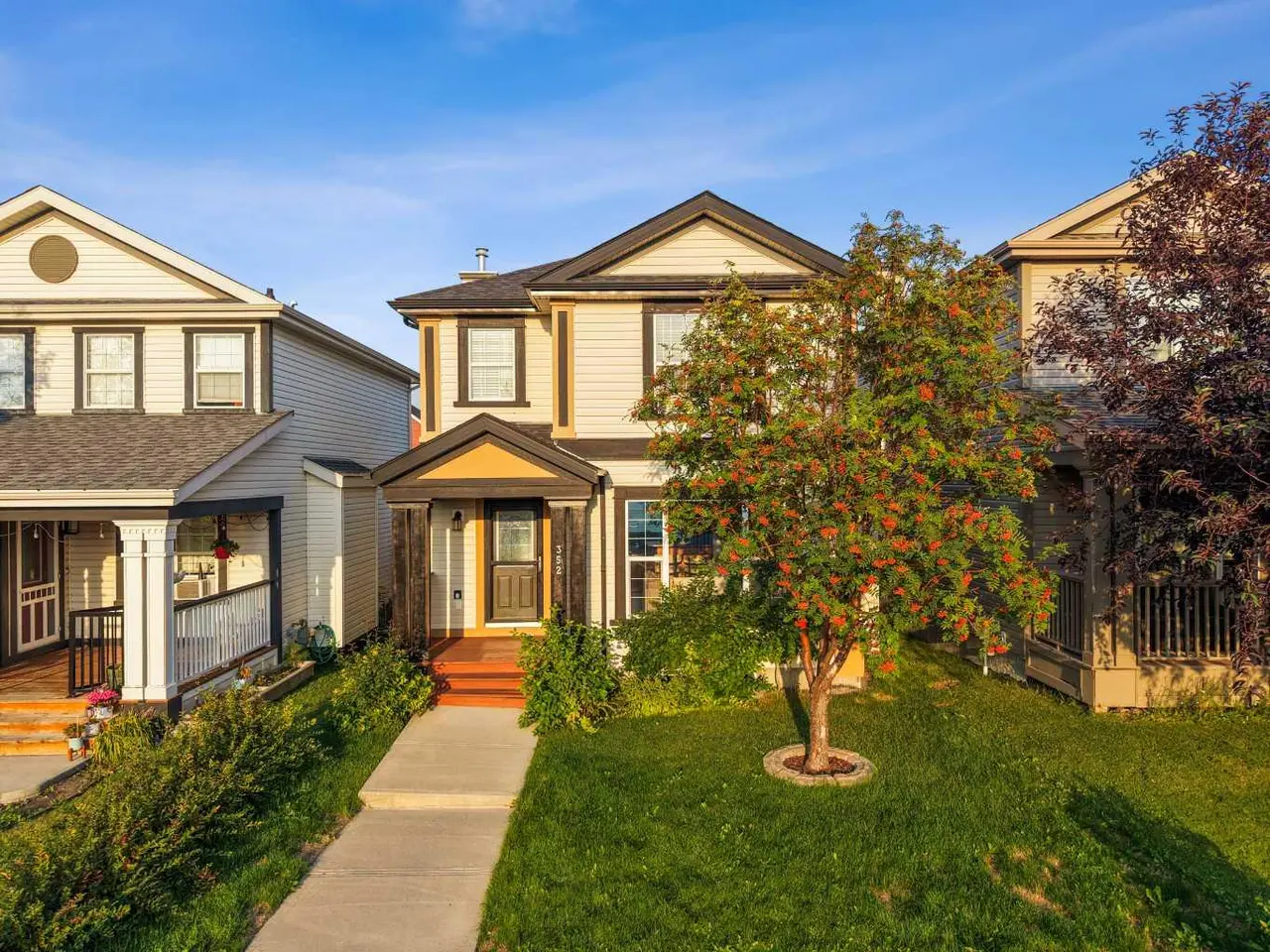 352 Sagewood Park SW
