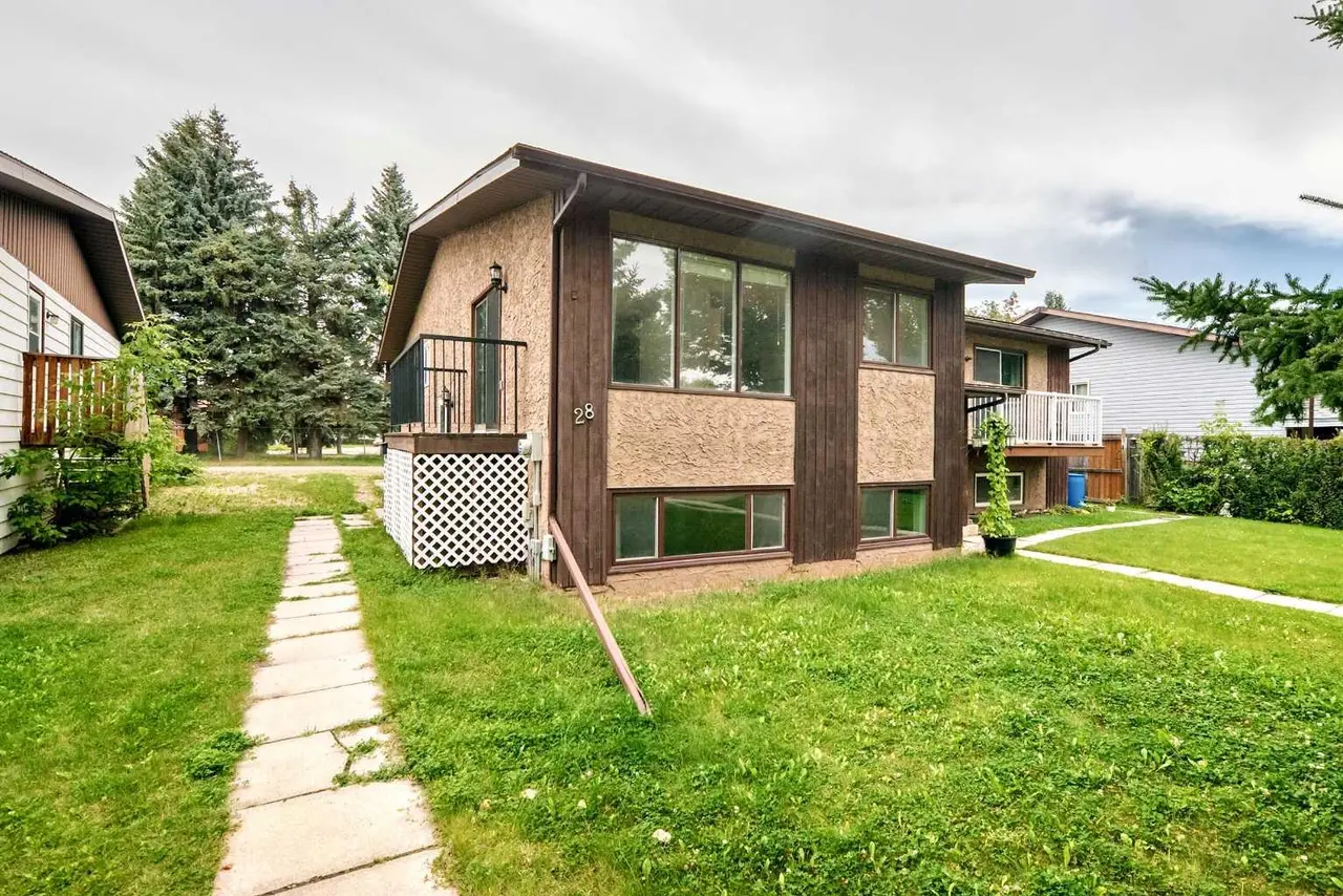 28 Woodland Drive 