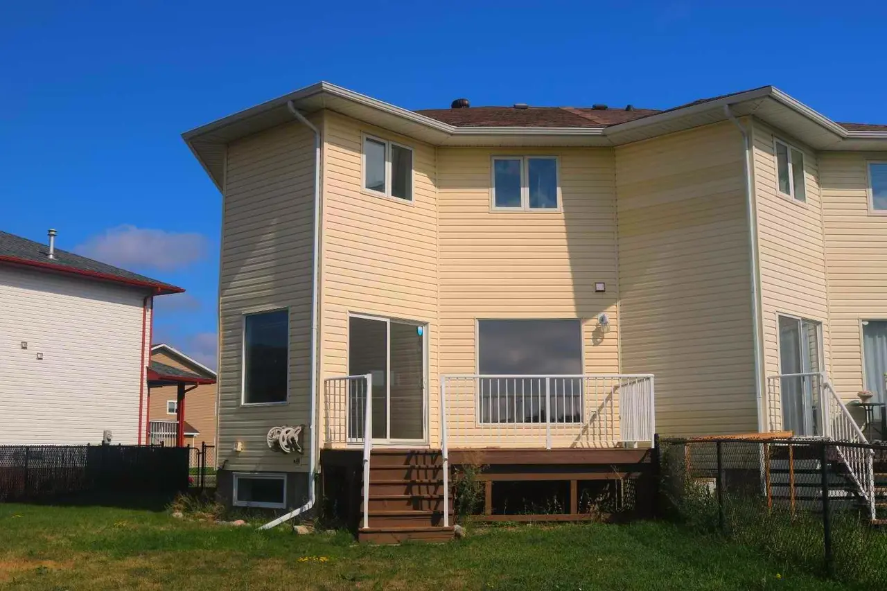11 Northlands Crescent NE