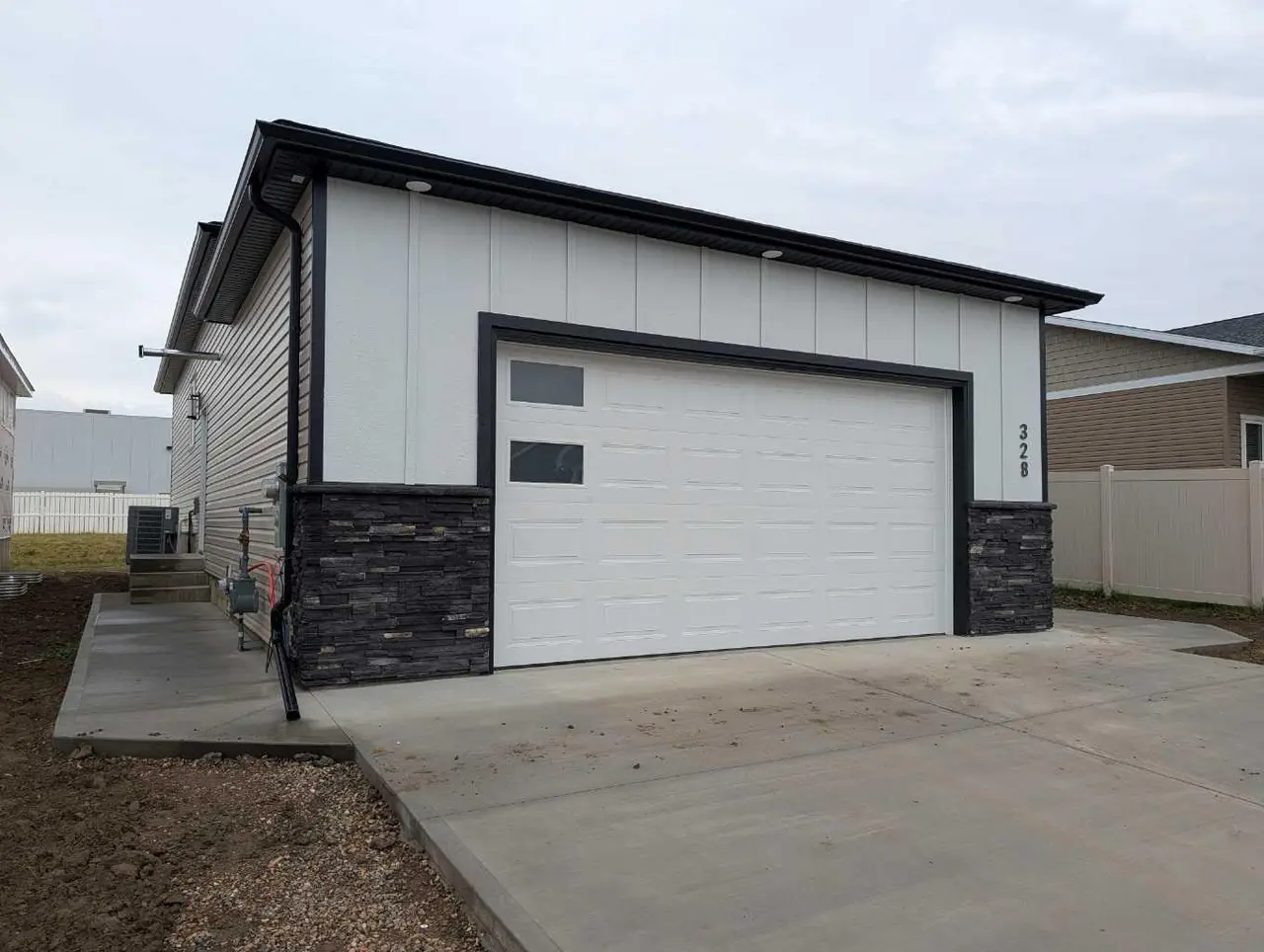 328 Somerside Road SE