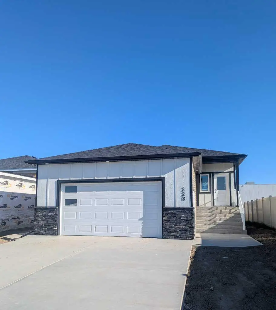 328 Somerside Road SE