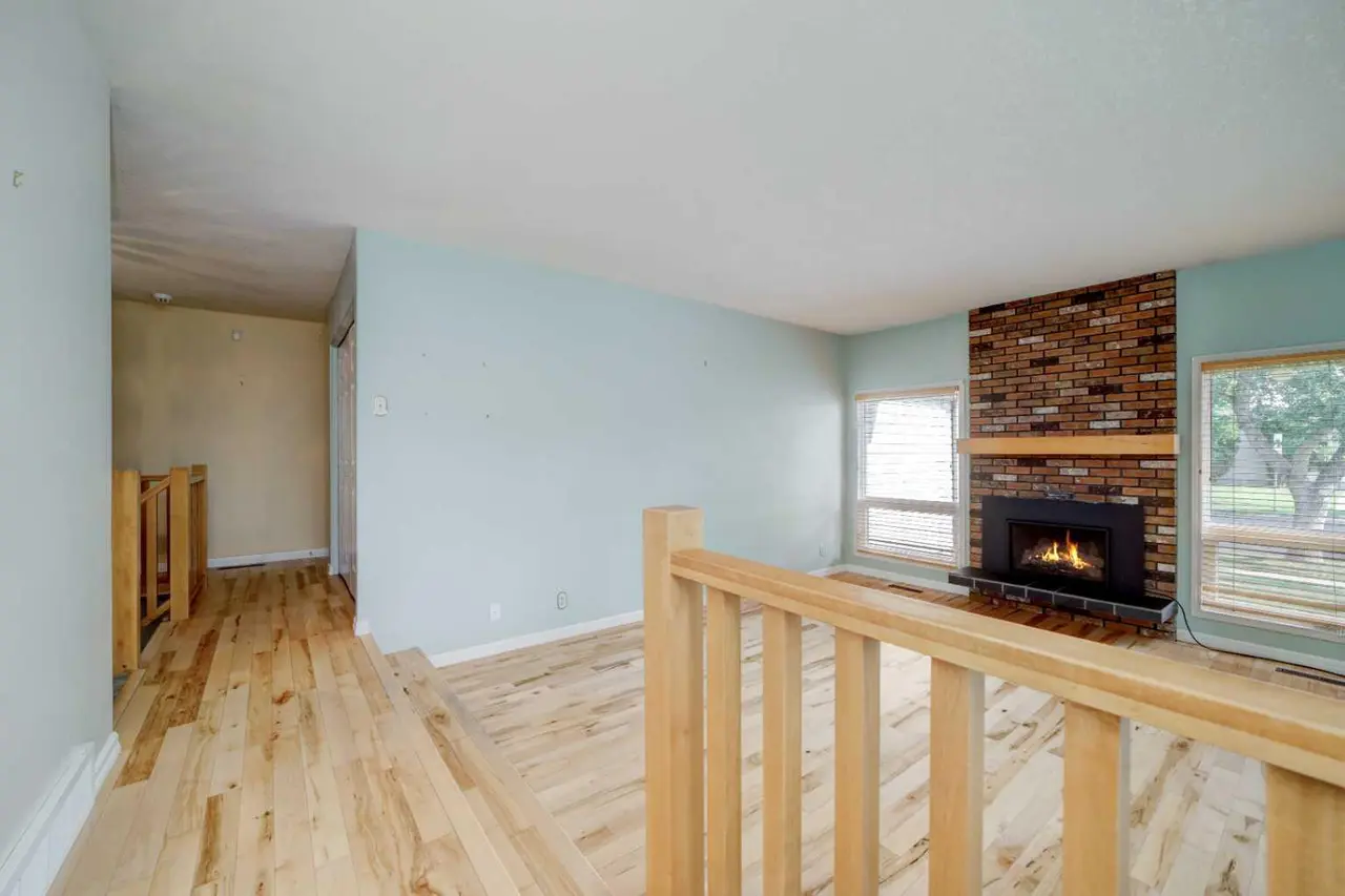 94 Meadowlark Boulevard 